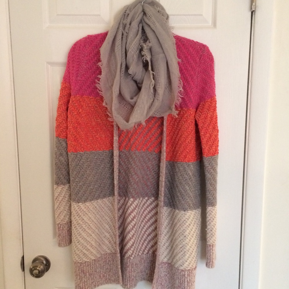 American Eagle Sweater